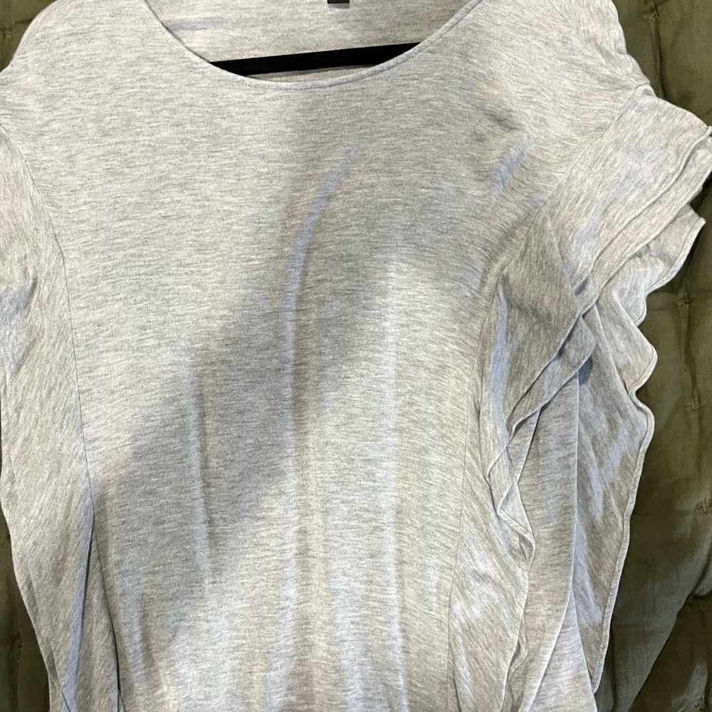 Ann Taylor Gray Top Small